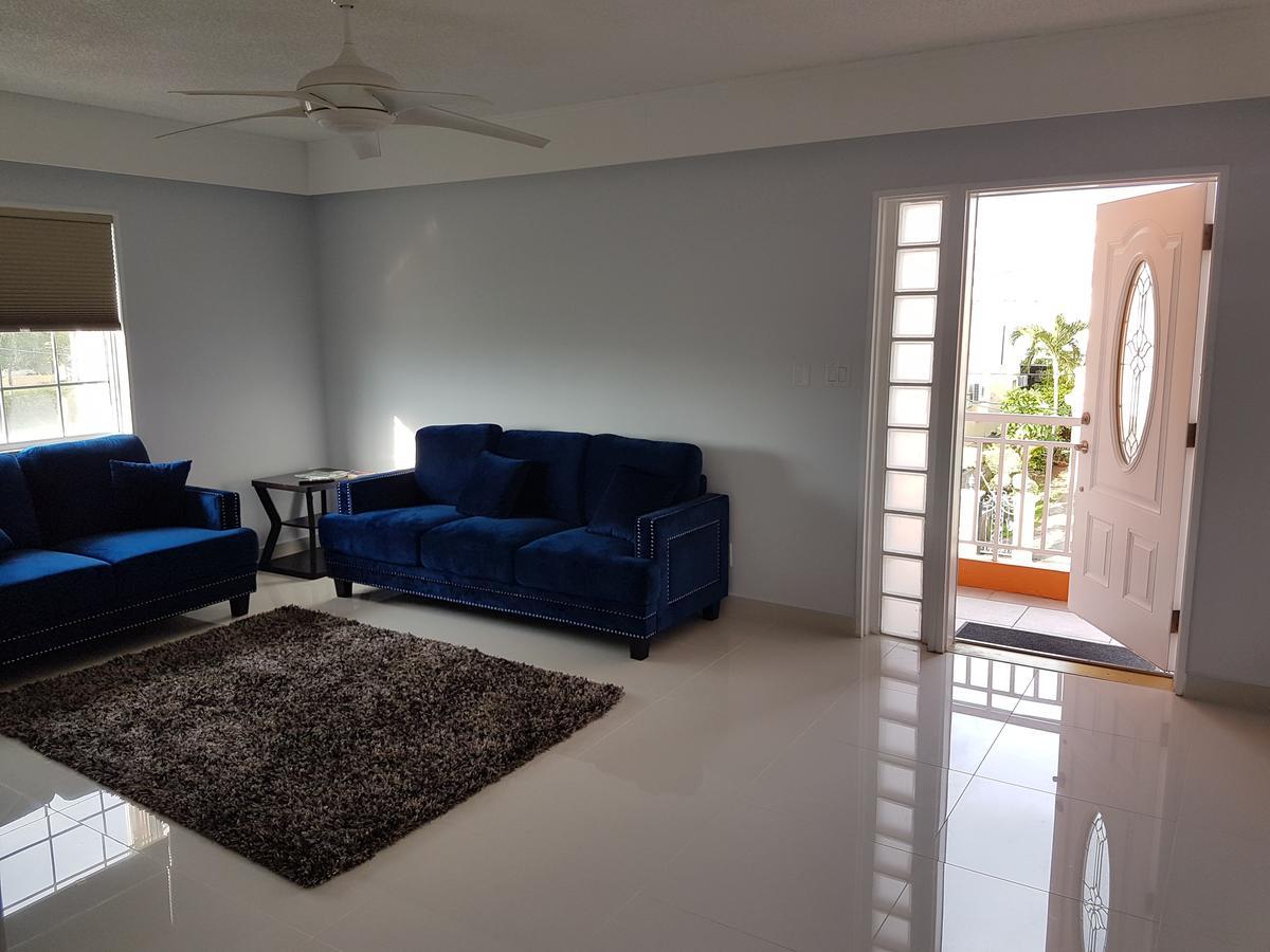 Swan Boutique Apartment Tamuning Buitenkant foto