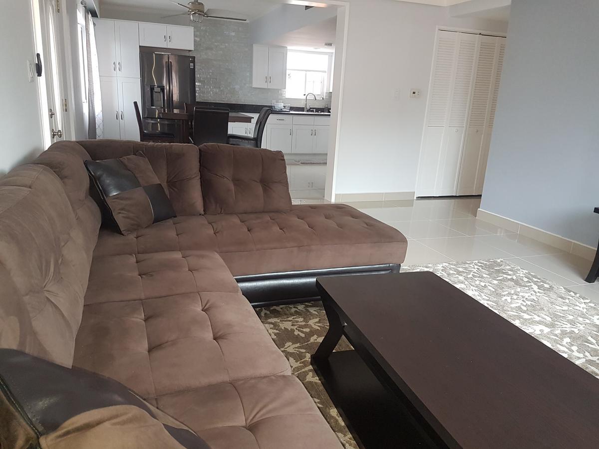 Swan Boutique Apartment Tamuning Buitenkant foto