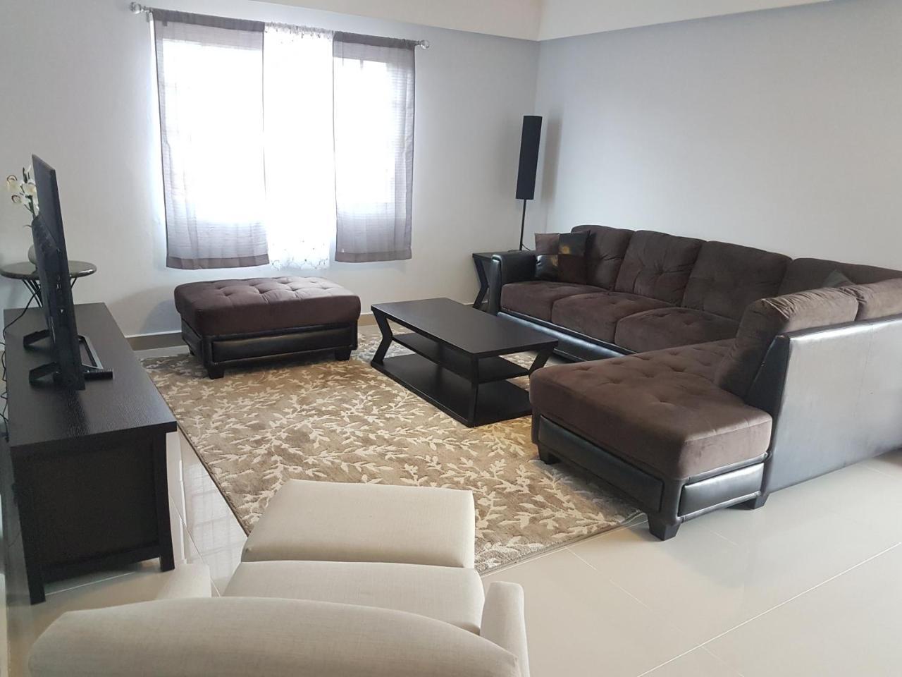 Swan Boutique Apartment Tamuning Buitenkant foto